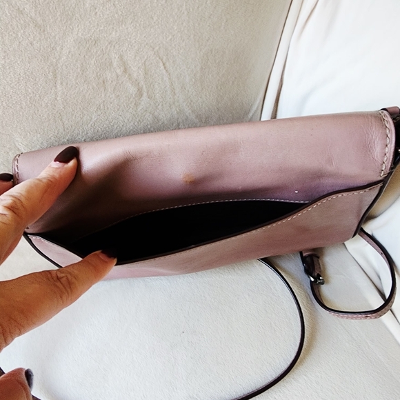 Vintage Coach  1941 Dinky Crossbody Bag Glovetanned Leather Dusty rose mauve - Picture 5 of 9